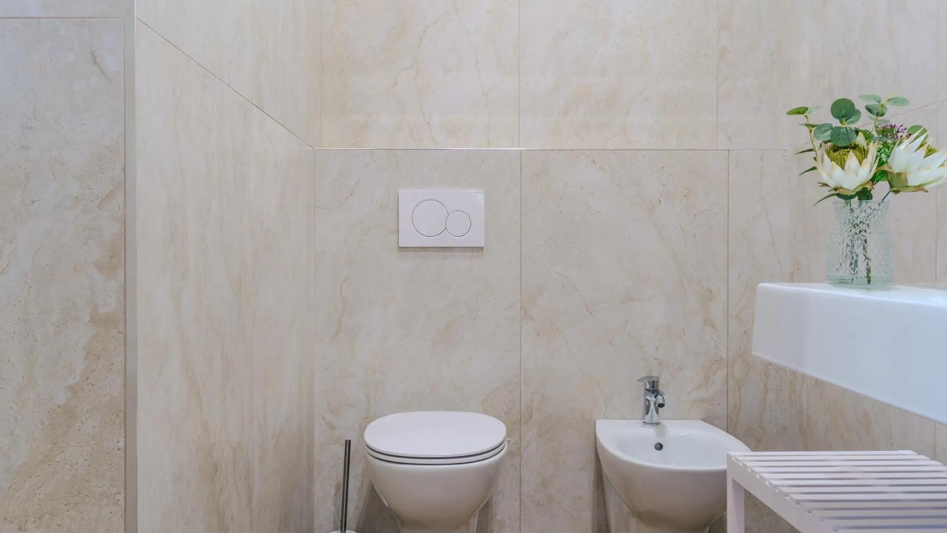 Domus-Pulchra Apartment Bari Italy