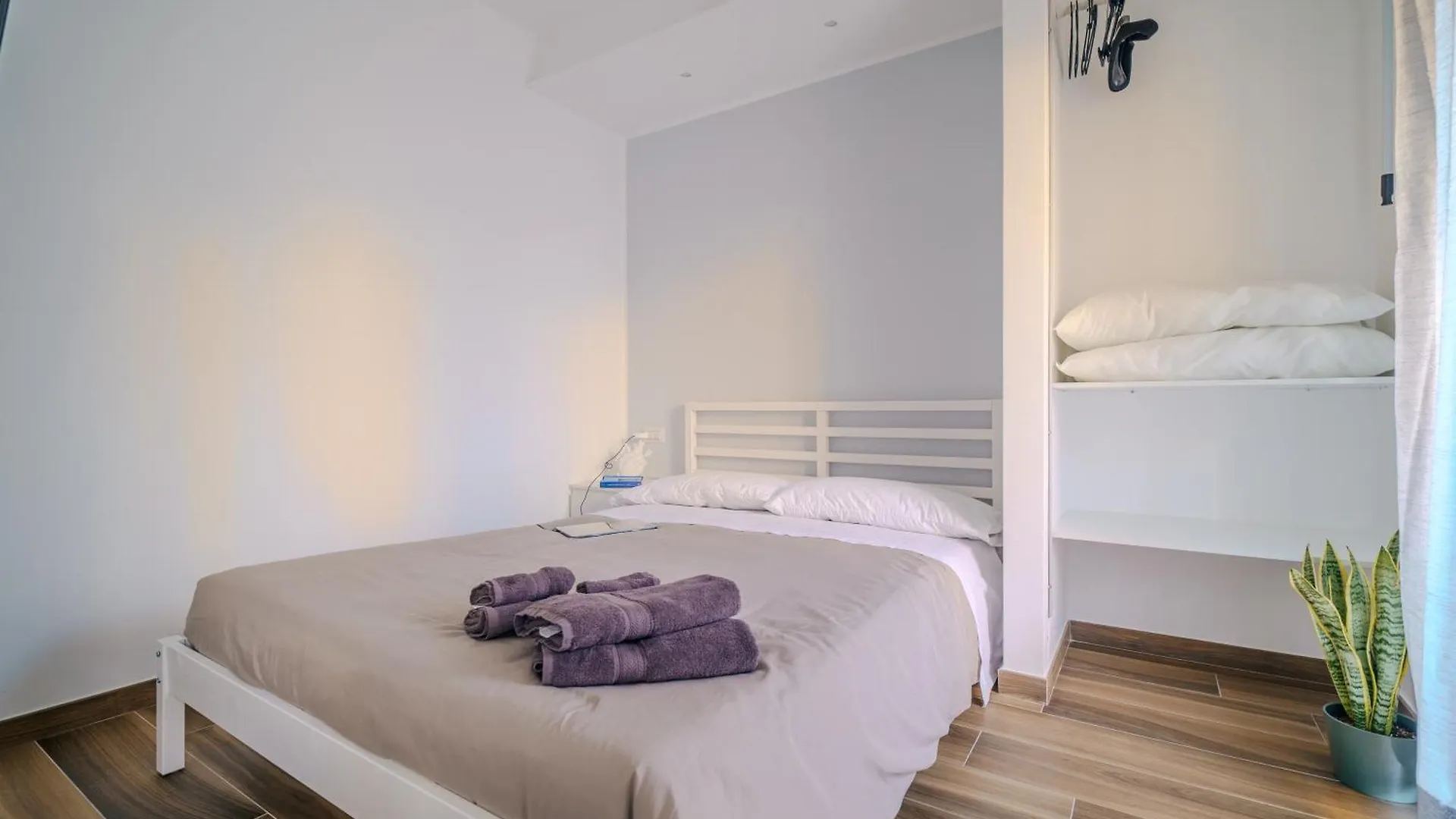 Domus-Pulchra Apartment Bari